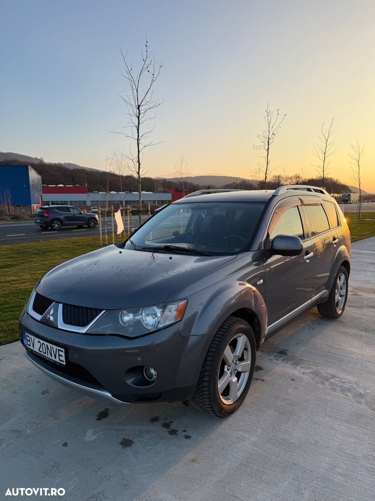 Mitsubishi Outlander 2.2 DI-D Instyle - 1