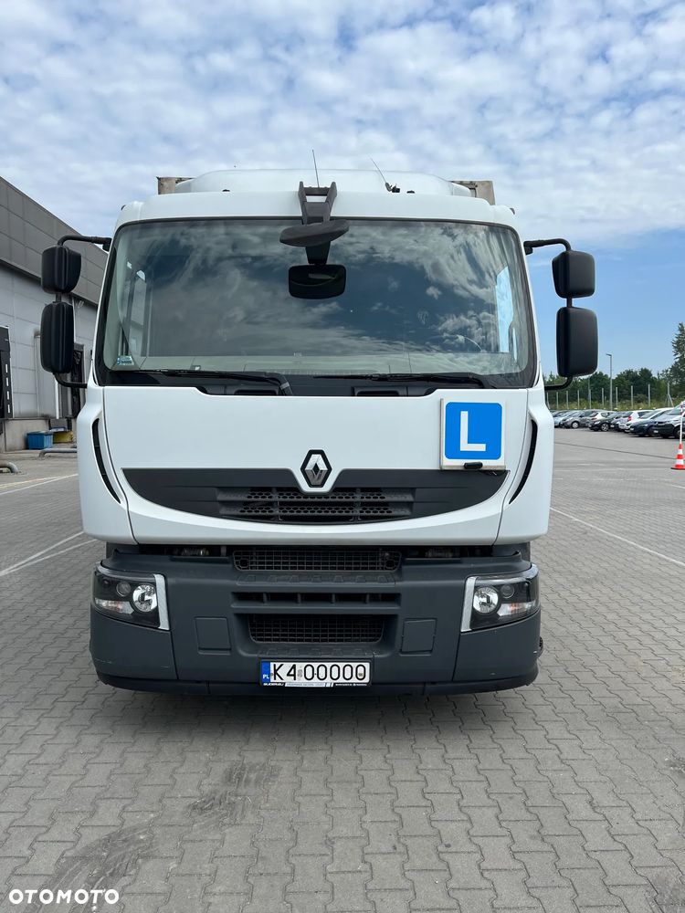 Renault PREMIUM
