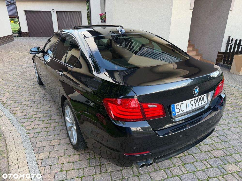 BMW Seria 5 520d - 14
