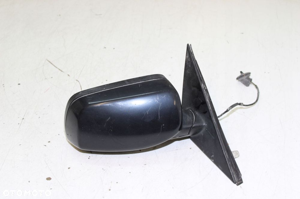 BMW E60 E61 LUSTERKO PRAWE 3-PIN EU - 1