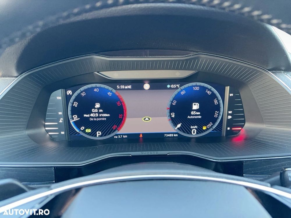 Skoda Superb 2.0 TDI DSG Style - 12