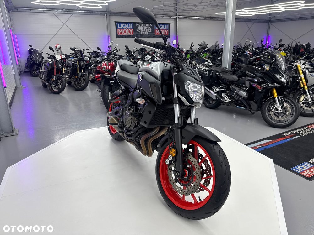 Yamaha MT - 38