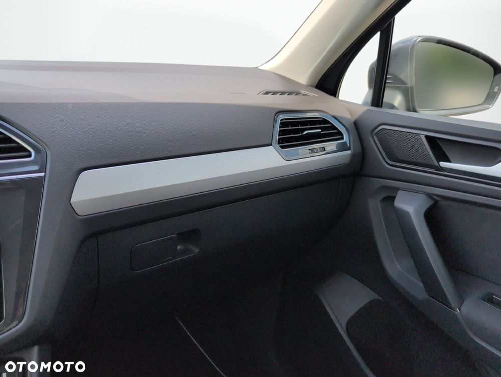 Volkswagen Tiguan 1.5 TSI EVO Comfortline DSG - 32