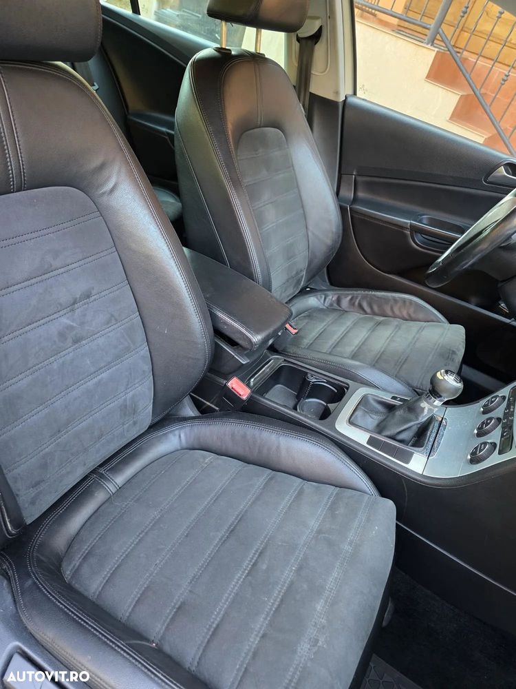 Volkswagen Passat 2.0TDI Highline DPF - 12