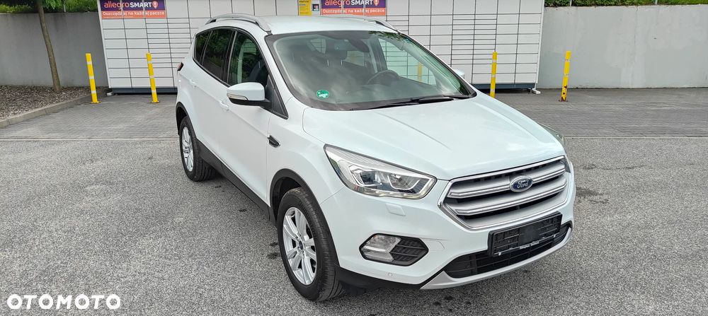 Ford Kuga 1.5 EcoBoost 2x4 Trend - 3