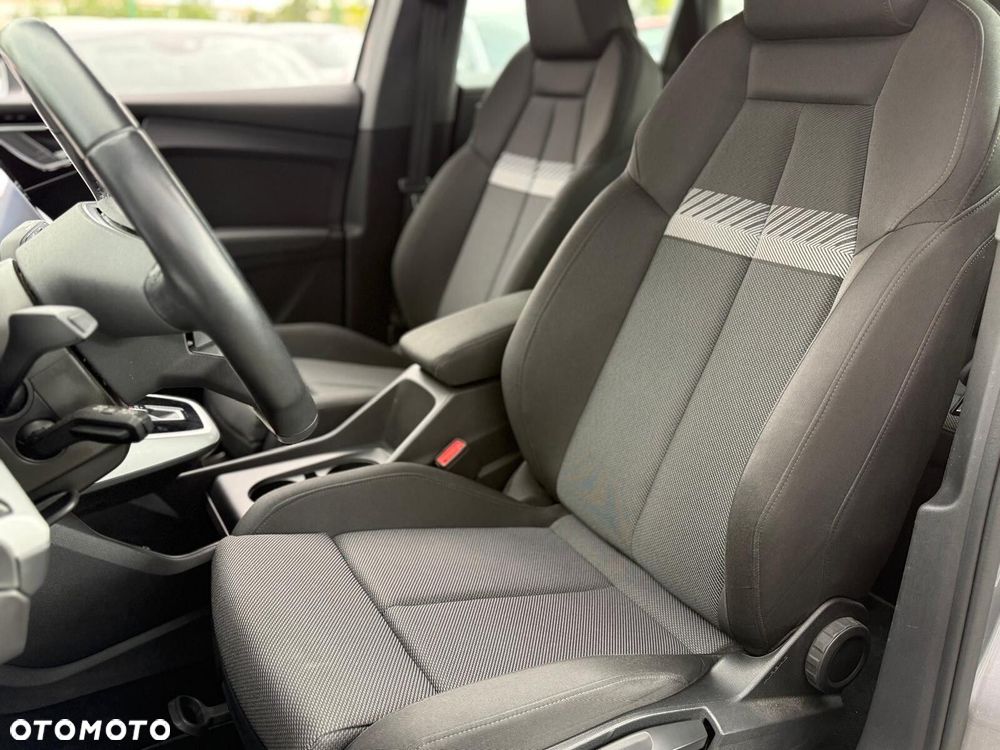 Audi Q4 e-tron - 11