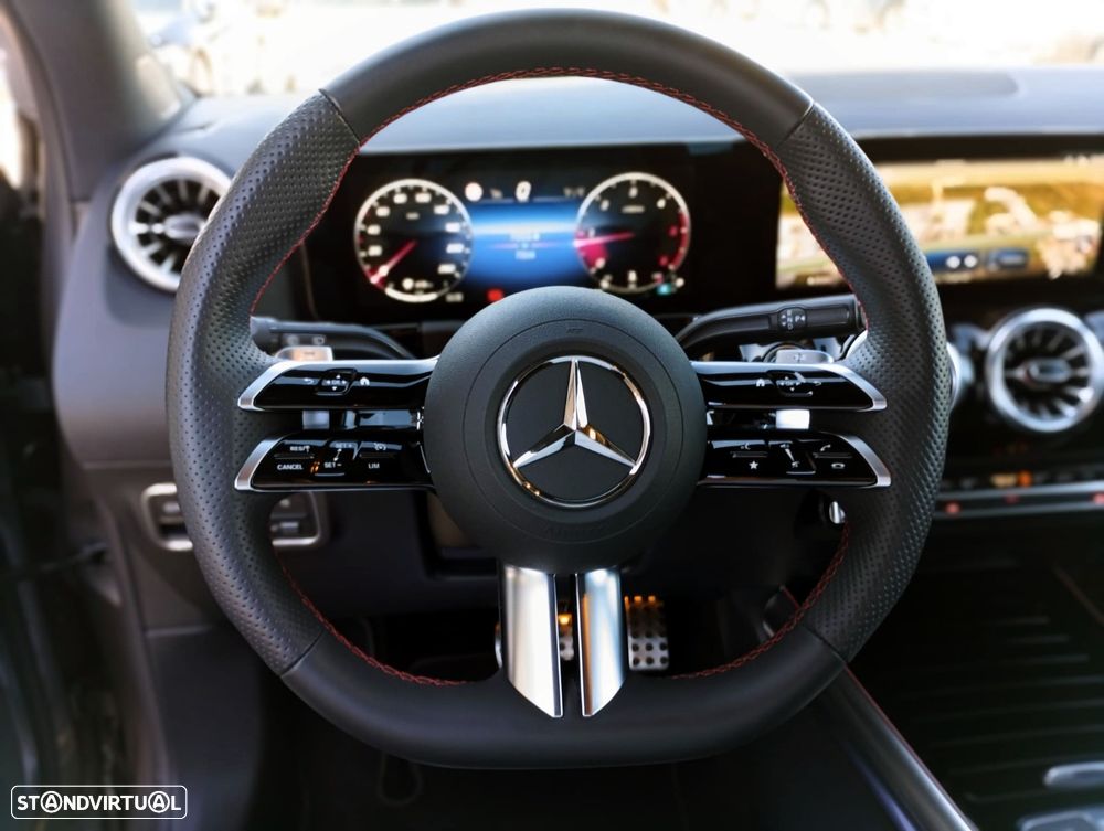 Mercedes-Benz GLA 180 d 8G-DCT AMG Line Advanced Plus - 3