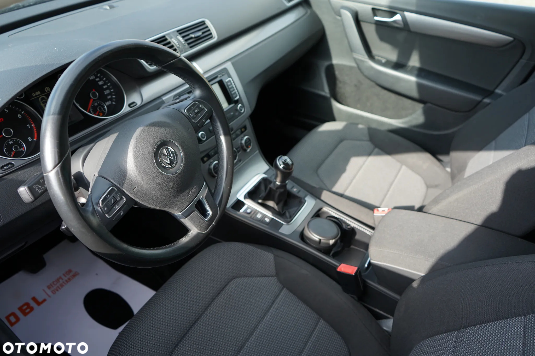 Volkswagen Passat 1.4 TSI BMT Comfortline - 17
