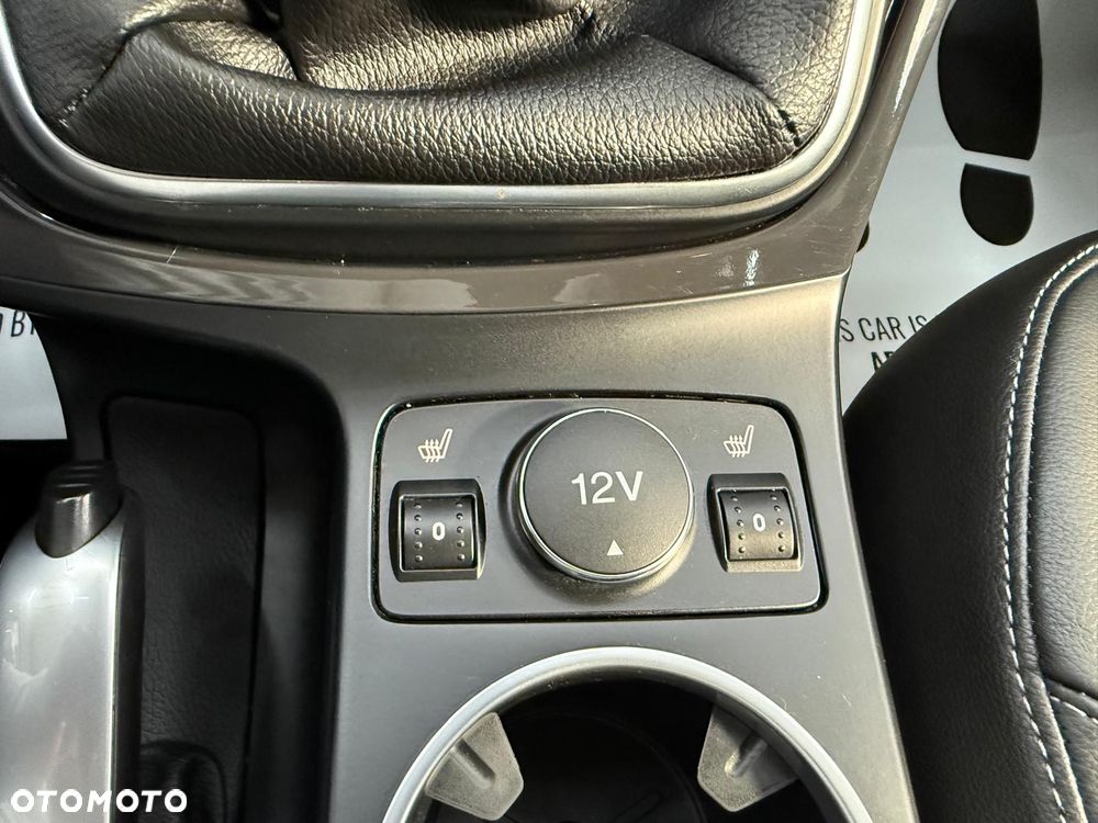 Ford Kuga 1.5 EcoBoost 2x4 Titanium - 20