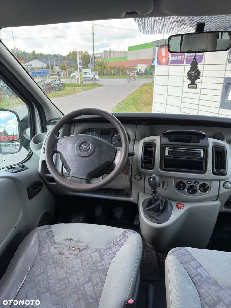 Opel Vivaro - 13