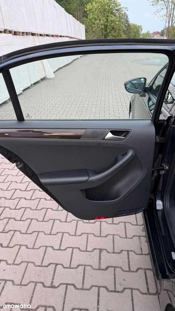 Volkswagen Jetta 2.0 TDI DPF BMT Comfortline - 22