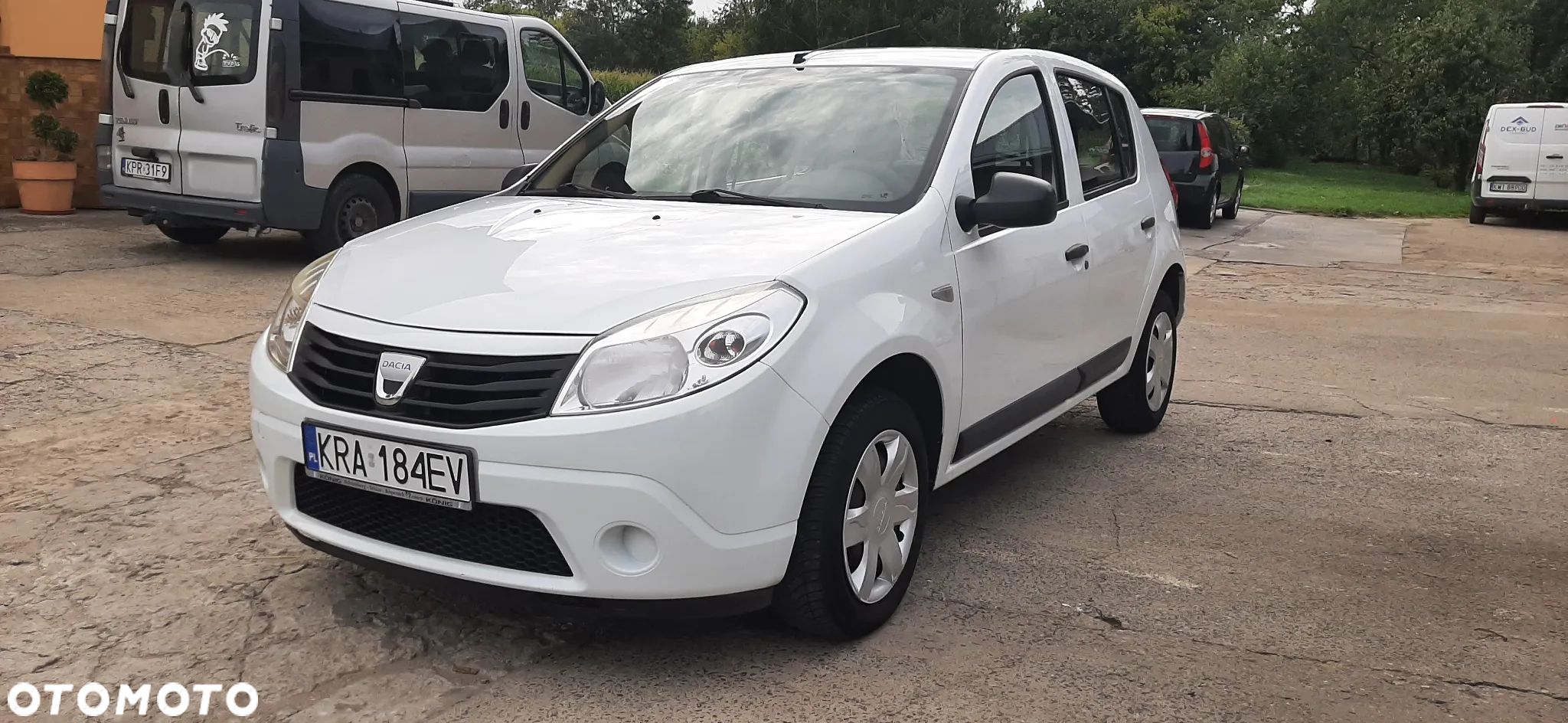 Dacia Sandero - 1