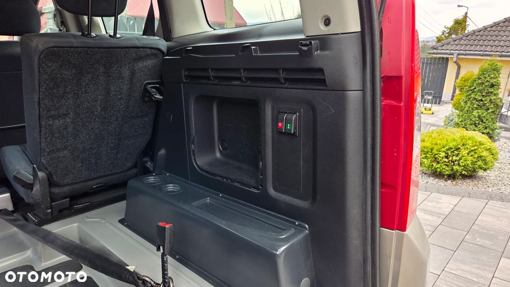 Peugeot Partner 1.6 HDi Trendy - 18