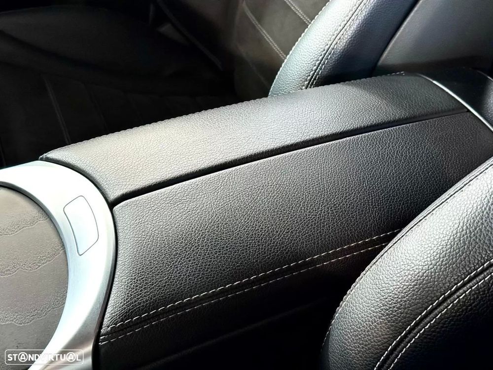 Mercedes-Benz GLC 300 de 4Matic 9G-TRONIC AMG Line - 34