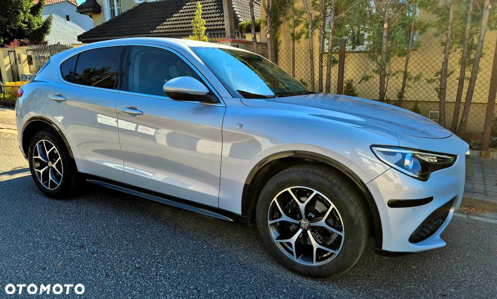 Alfa Romeo Stelvio 2.0 Turbo TI Q4 - 3