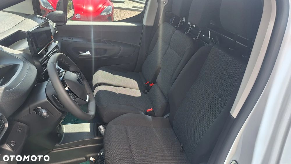 Peugeot Nowy Expert Furgon Long 2.0 BlueHDi 144 KM S&S EAT8 - 8