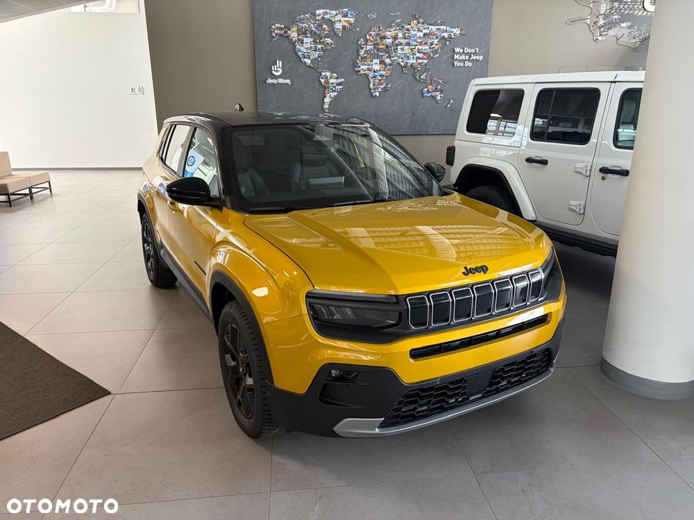 Jeep Avenger 1.2 T3 mHEV Black Edition FWD eDCT6 - 1