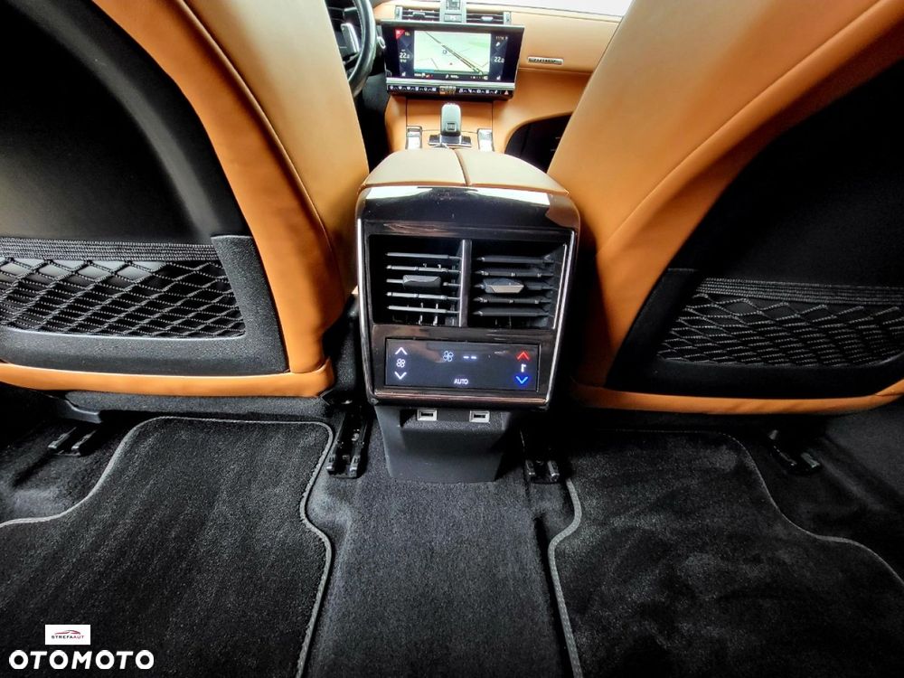 DS Automobiles DS 7 Crossback - 17