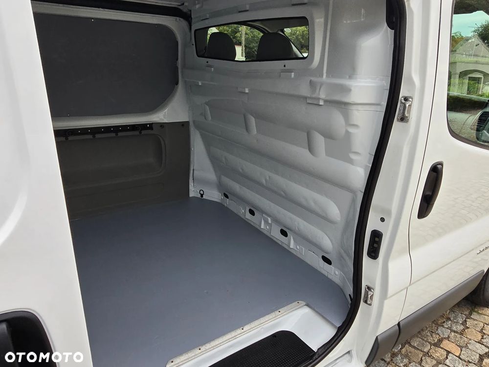 Nissan Primastar - 40