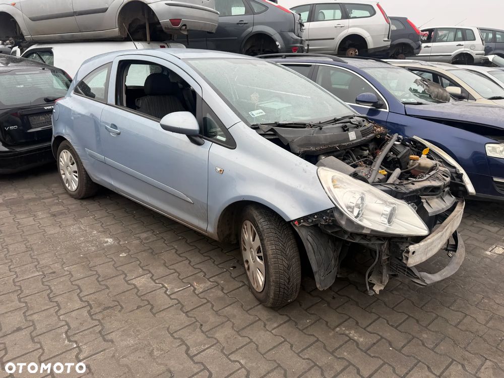 Opel Corsa D 1.2 Z12XEP Skrzynia Lampa Drzwi Zderzak - 1