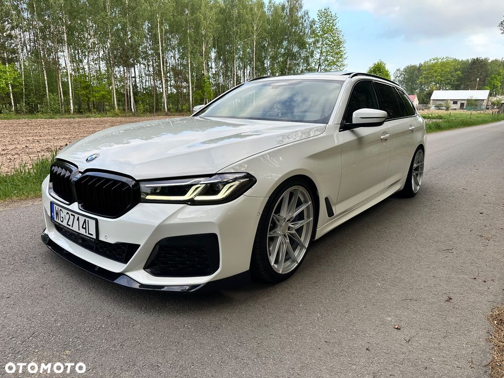 BMW Seria 5 540d xDrive mHEV M Sport sport - 12