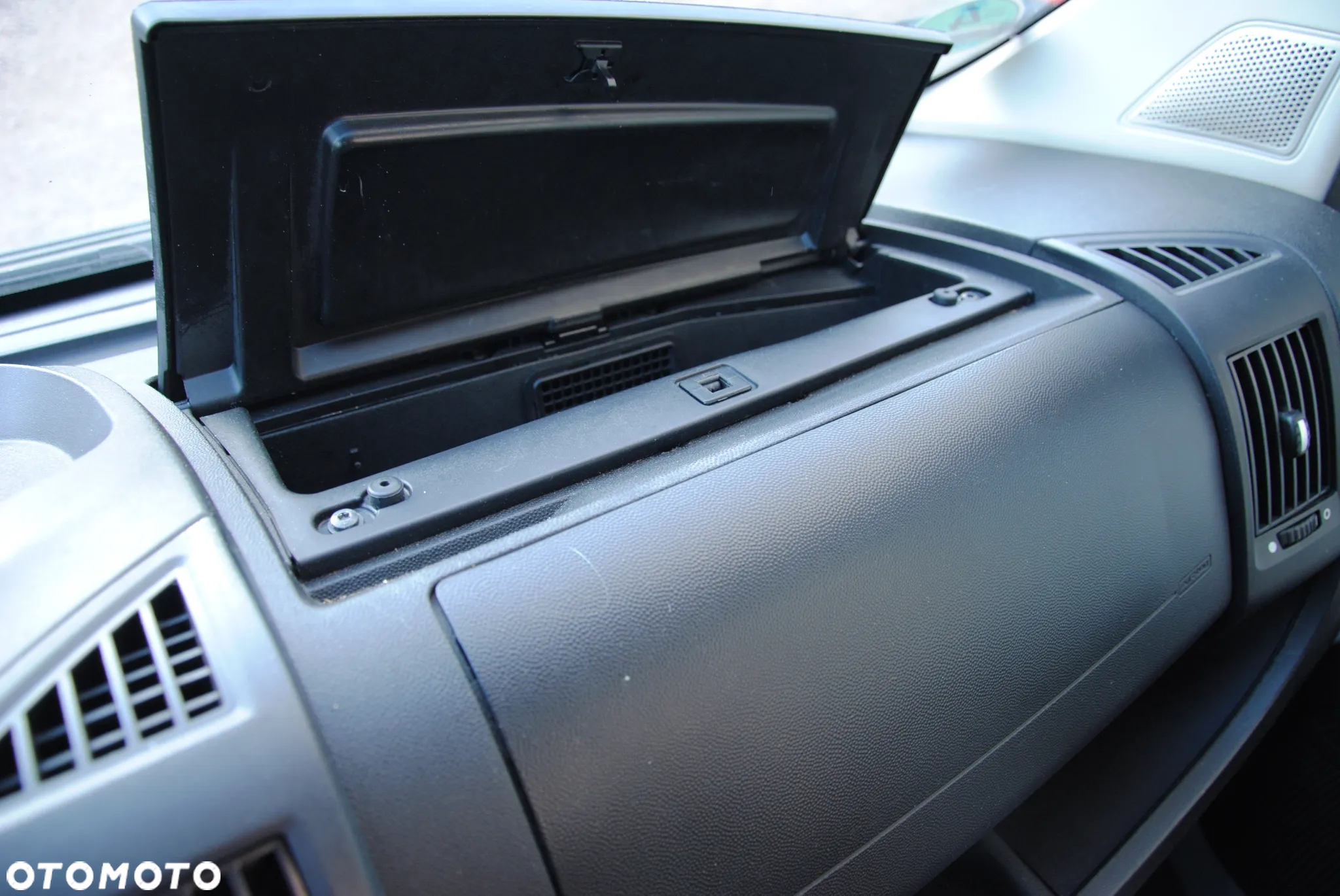 Peugeot Boxer HDi 333 L2H2 Active - 25