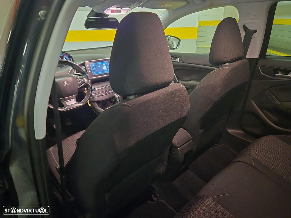 Peugeot 308 SW 1.6 BlueHDi Style - 31