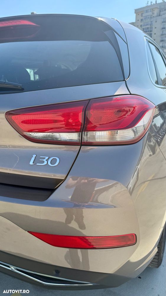 Hyundai i30 1.5 110CP 5DR M/T Highway - 15