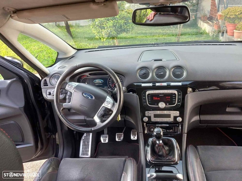 Ford S-Max 2.2 TDCi Titanium 7L - 22