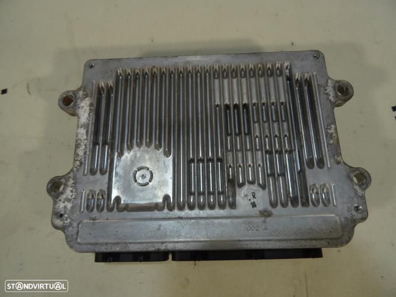 Centralina de Motor Mazda 2.2 D - 275700 5664 / SH4J18881B - 4