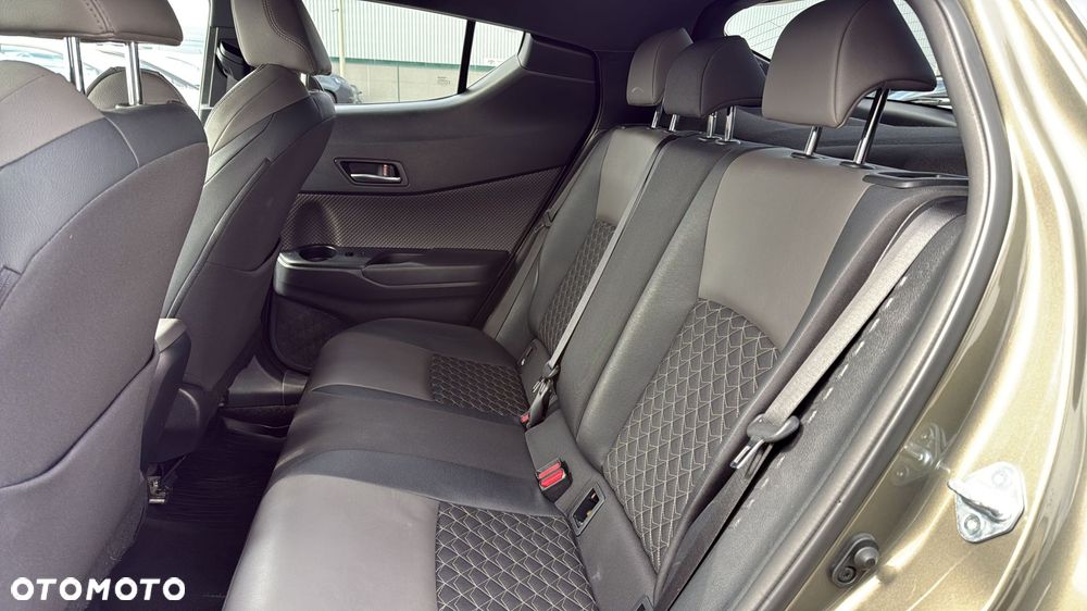 Toyota C-HR 1.8 Hybrid Executive - 13