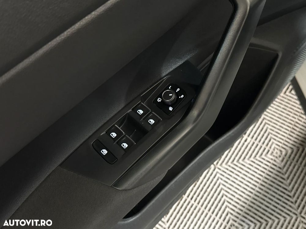 Volkswagen Polo - 15