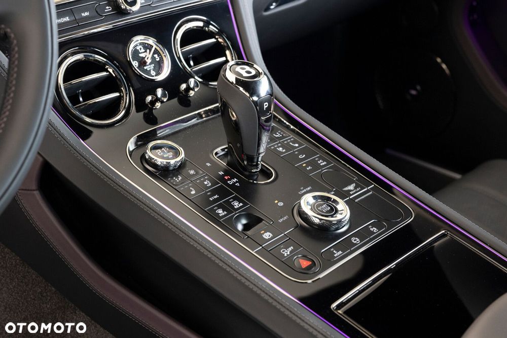 Bentley Continental GT - 24