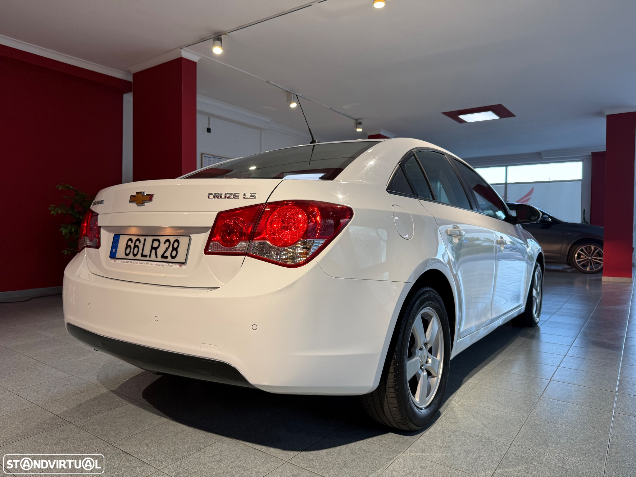 Chevrolet Cruze 1.6 LT - 6