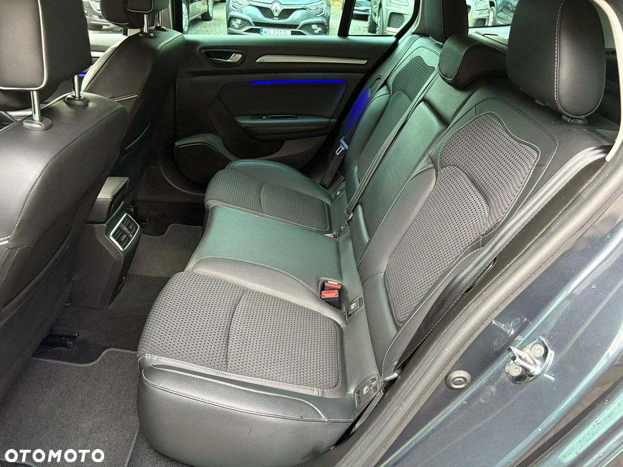 Renault Megane Grandtour ENERGY TCe 140 EDC BOSE EDITION - 13
