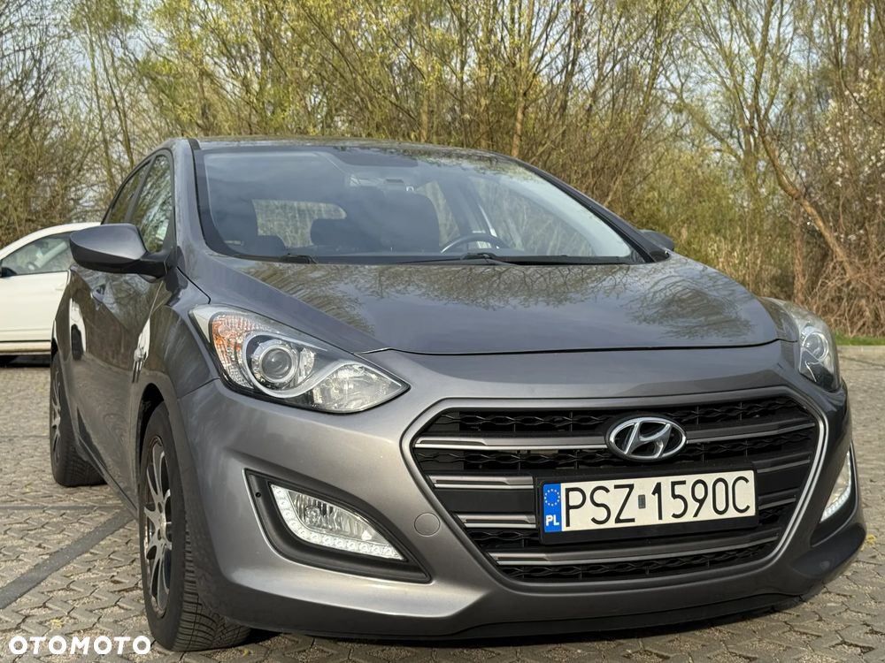 Hyundai i30 1.6 GDI Classic - 1