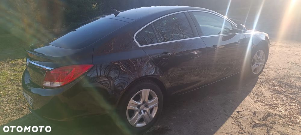 Opel Insignia 1.8 - 15