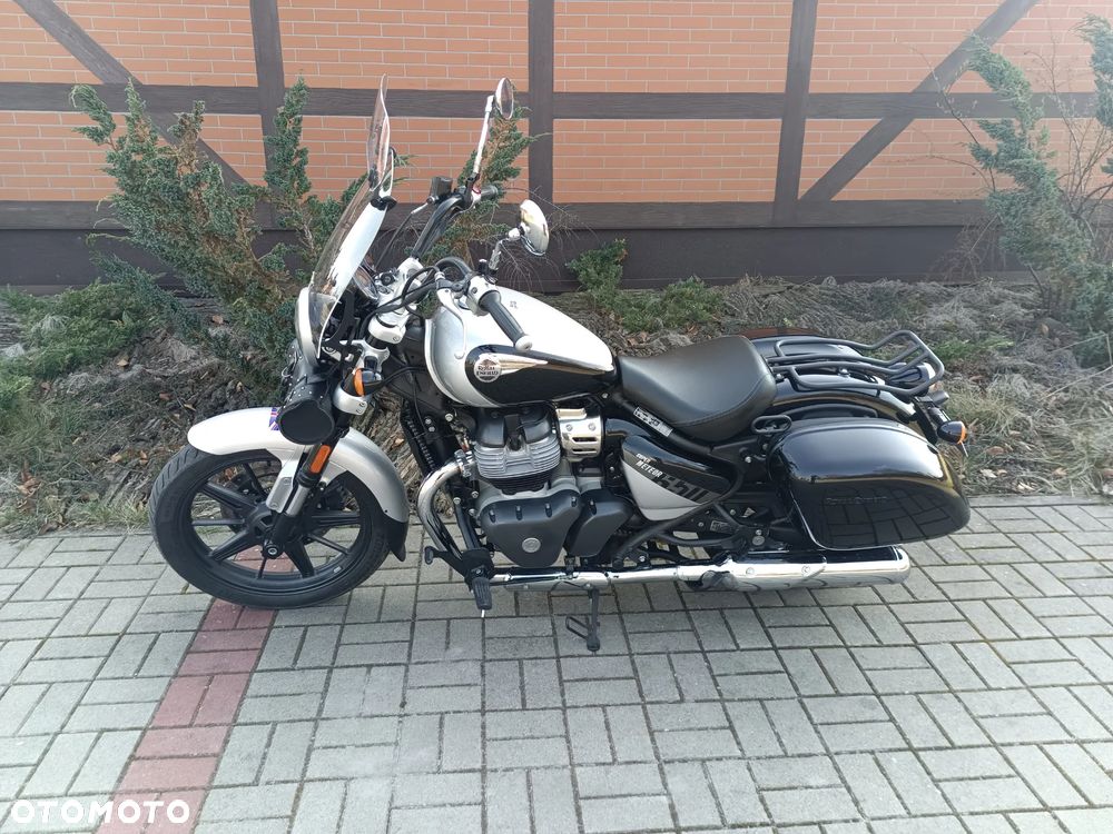 Royal Enfield Super Meteor - 4