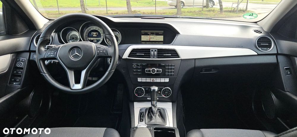 Mercedes-Benz Klasa C 180 Kompressor Automatik BlueEFFICIENCY Avantgarde - 6