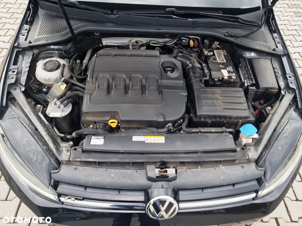 Volkswagen Golf 2.0 TDI SCR DSG R-Line - 28