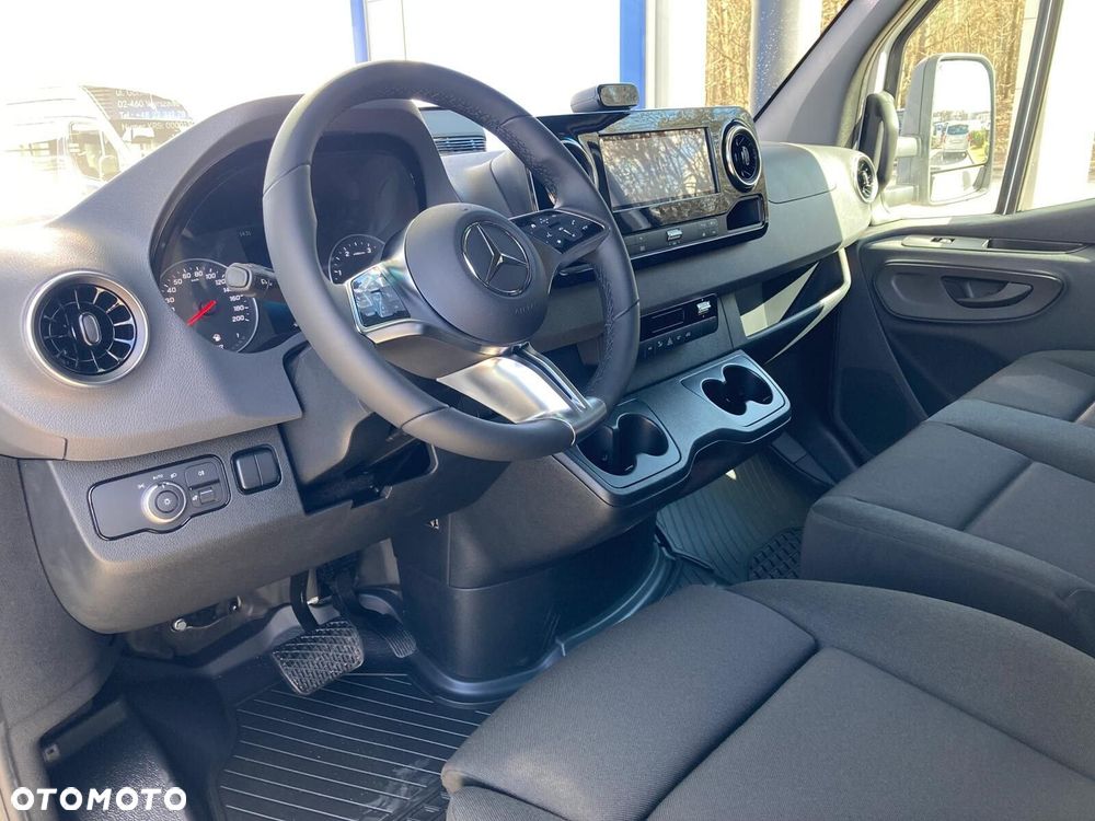 Mercedes-Benz Sprinter 317 CDI OM654 - 11