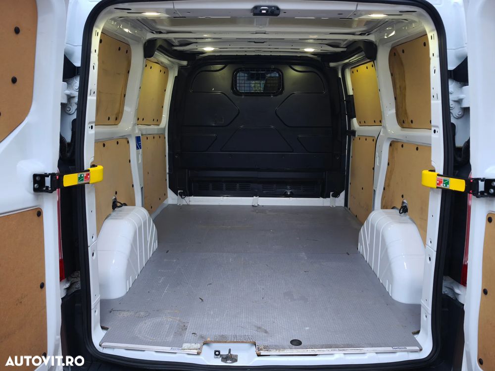 Ford Transit Custom - 18