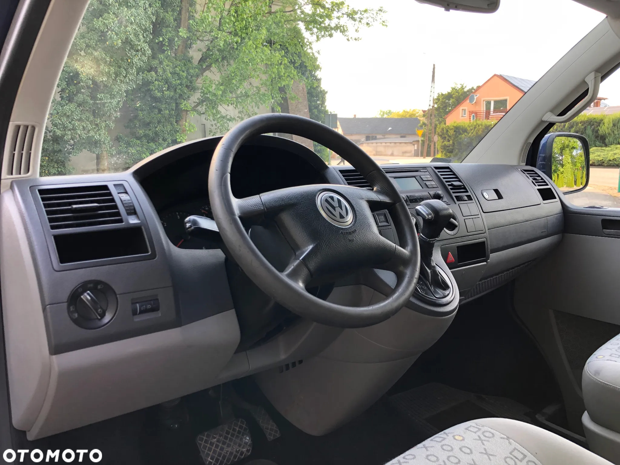 Volkswagen Transporter - 12