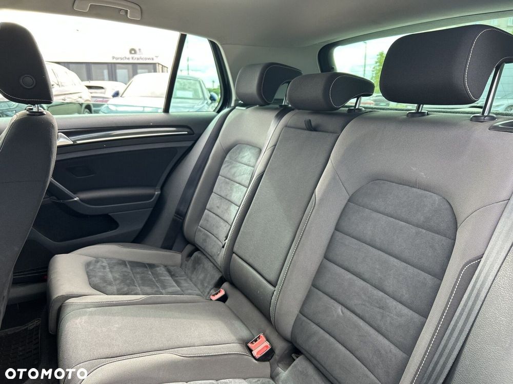 Volkswagen Golf 1.4 TSI BMT Highline - 18