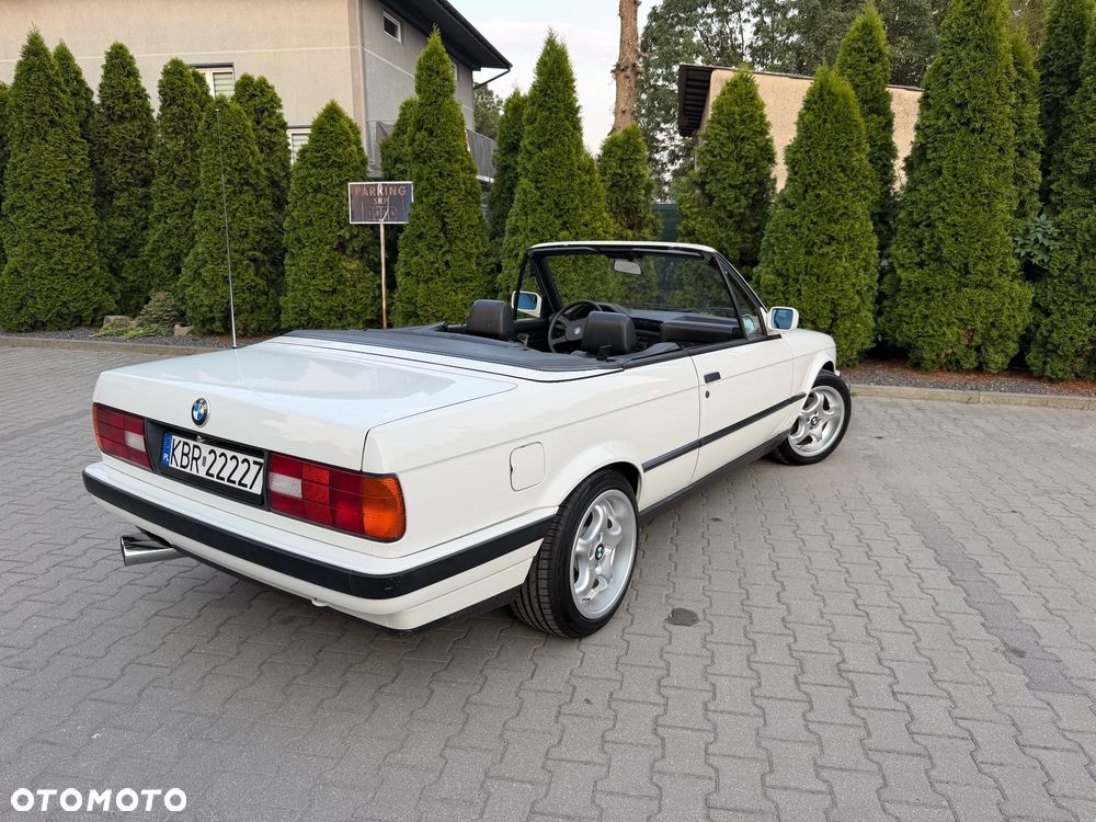 BMW Seria 3 320i - 7