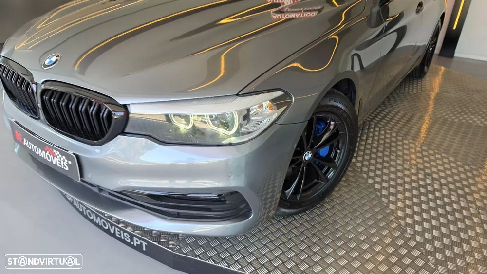 BMW 530 d xDrive Line Luxury Auto - 29