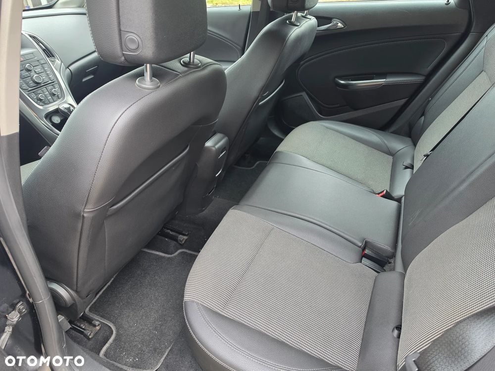 Opel Astra 1.4 T Cosmo S&S - 5