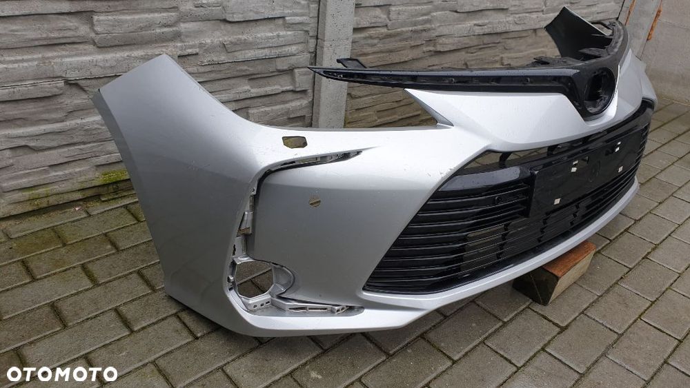 Zderzak Toyota Corolla XII E210 E21 sedan - 3