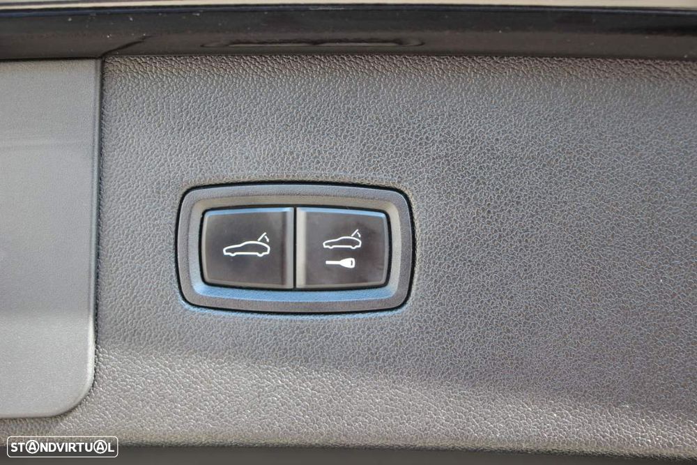 Porsche Cayenne S - 45