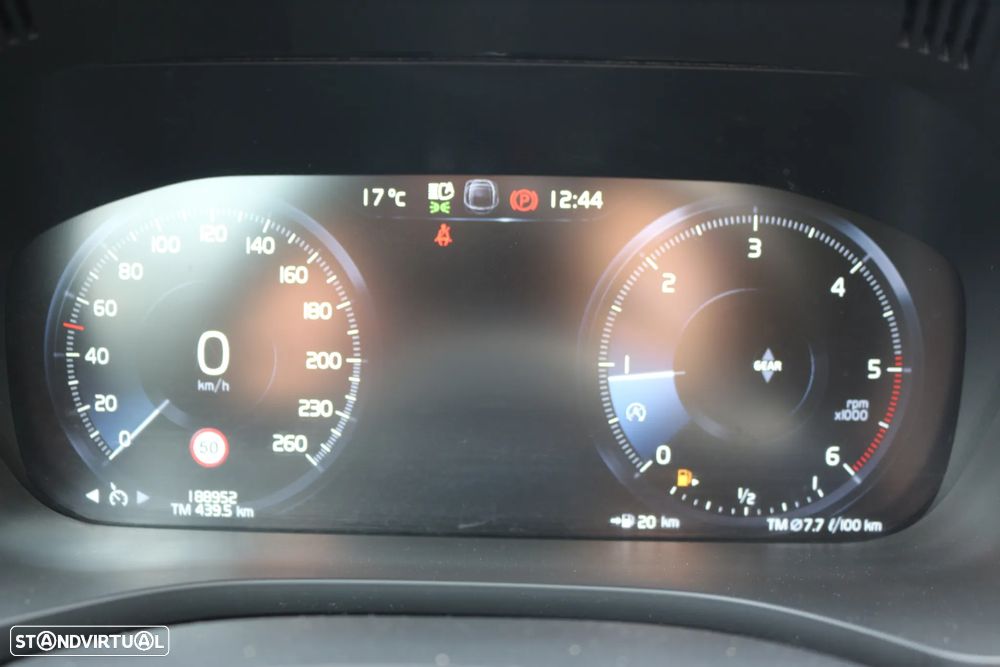 Volvo XC 60 2.0 D3 Momentum Plus - 17